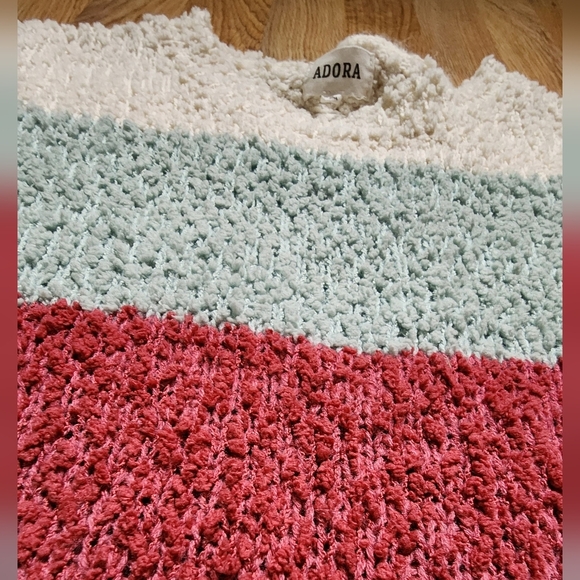 Adora Cozy Striped Sweater - Multicolor Size MEDIUM - Picture 5 of 6